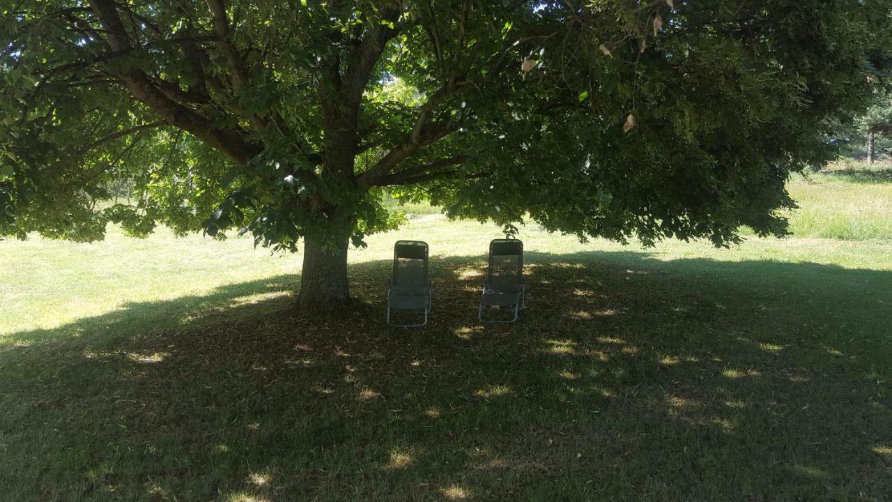 chambre à la campagne Saint André de Chalencon Extérieur photo